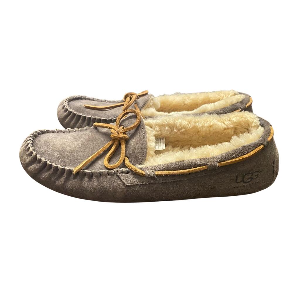 UGG Dakota Gray Suede Sheepskin Lined Moccasin Slippers Sz 10 Cozy House Shoe